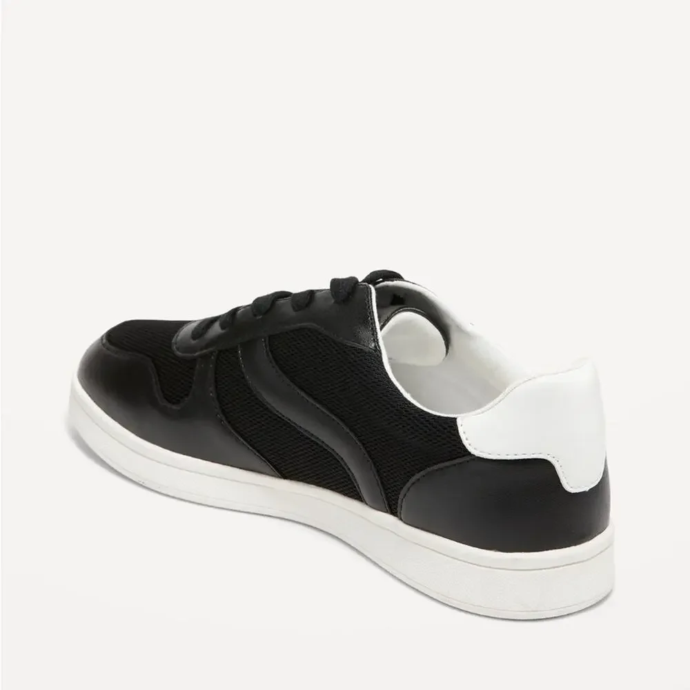 Old Navy Black Low Top Sneaker